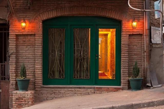 Green Door Tbilisi Eksteriør bilde